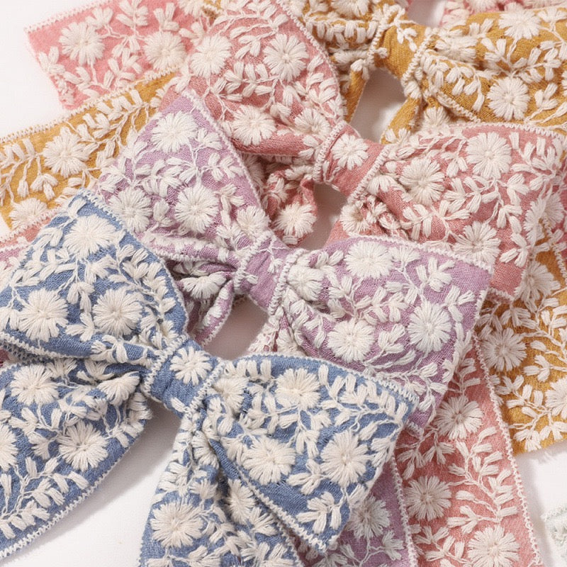 Handmade Vintage Lace Bow Hair Clips 10.8 cm x 13 cm