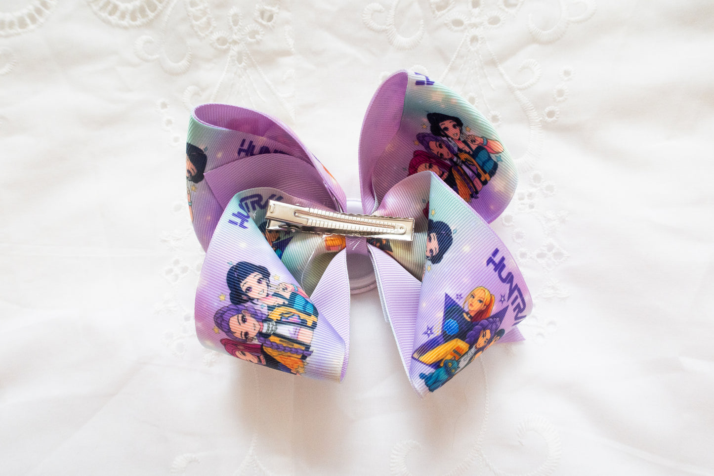 Handmade K-Pop Demon Hunter HUNTRIX Bow Hair Clip – Premium Quality, Large Statement Hair Accessory