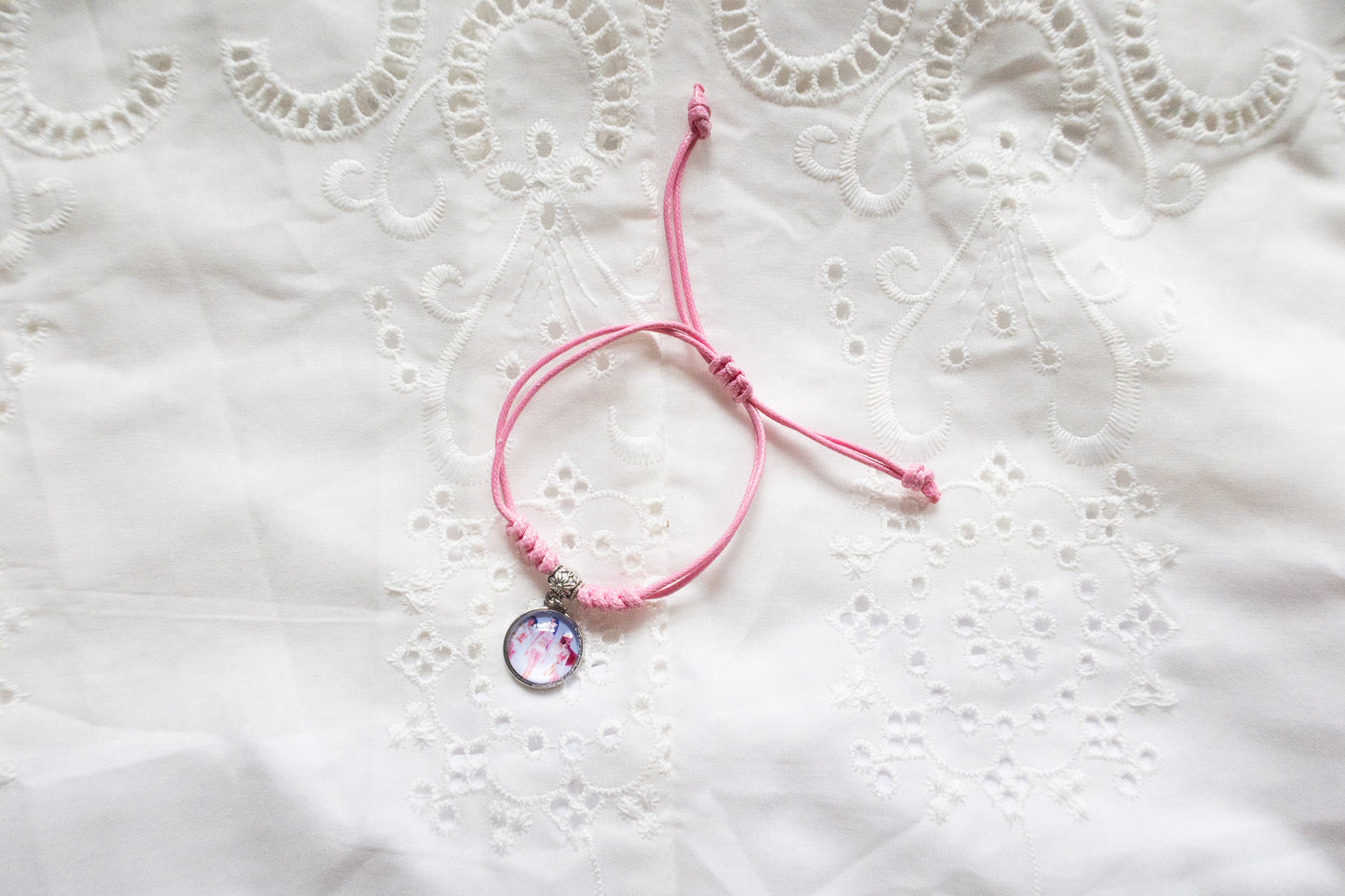 Handmade Rainbow Cord K-Pop Demon Hunter Bracelet – HUNTRIX Rumi, Mira & Zoey Adjustable String Bracelet
