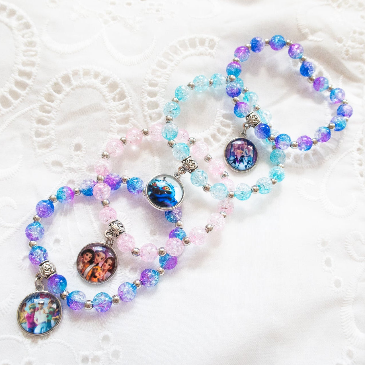 Handmade K-Pop Demon Hunter HUNTRIX Bracelet - Bead Charm Bracelet featuring Rumi, Mira, Zoey and Saja Boys Derpy