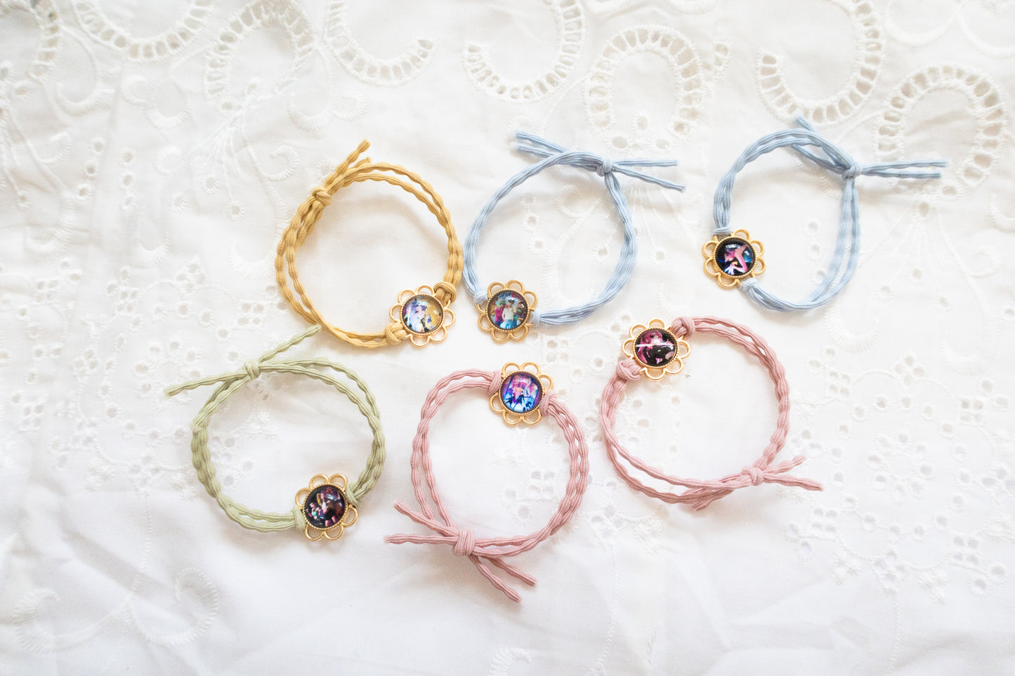 Handmade K-Pop Demon Hunter HUNTRIX Hair Tie featuring Rumi, Mira, and Zoey Saja Boys - Gold Flower Setting