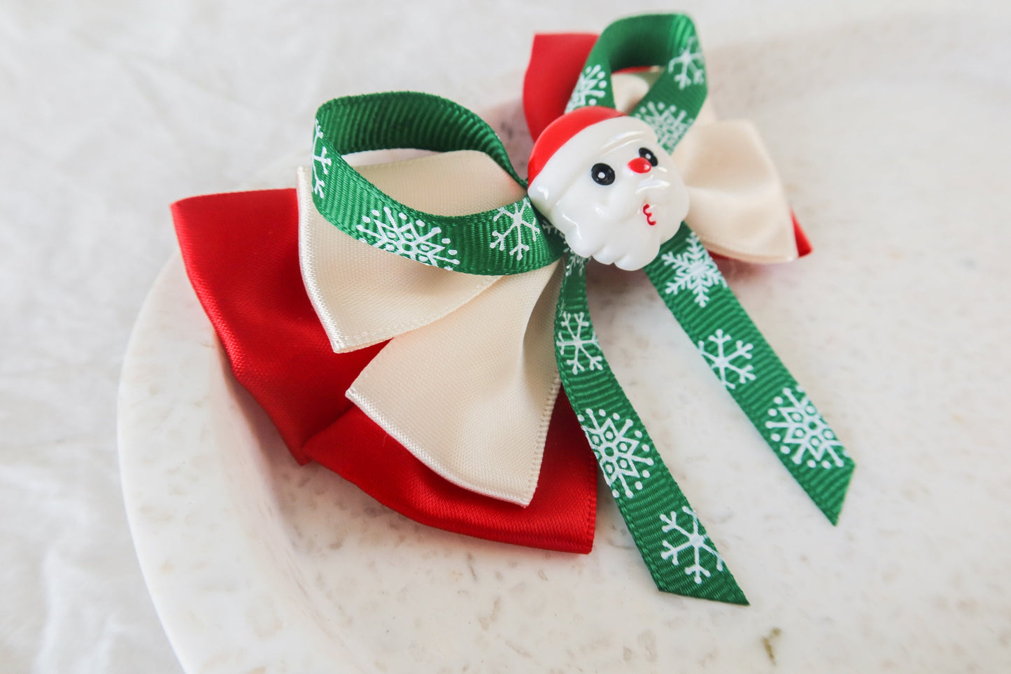 Christmas snow santa girl bow Handmade baby kids children bow clips