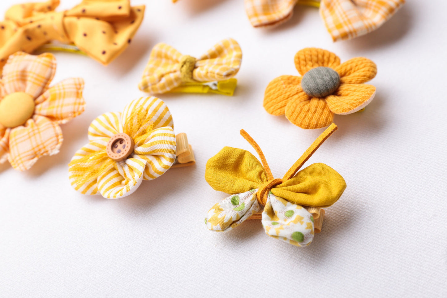 Yellow Clip,  Baby Infant Girl Toddler unique Hair Bows, hair Clip, Infant bow, Baby Bow, butterfly clip, flower Clip, baby shower gift