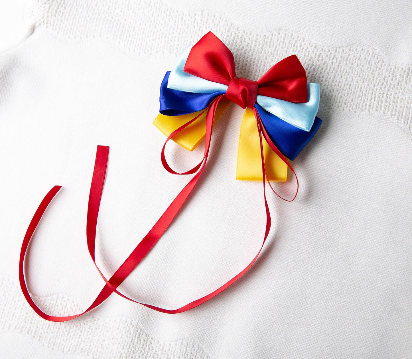 Oversizew Snow White bow hair clip, toddler bow hair clip, snow white hair clip, girl bow hair clip, red blue yellow princess bow clip