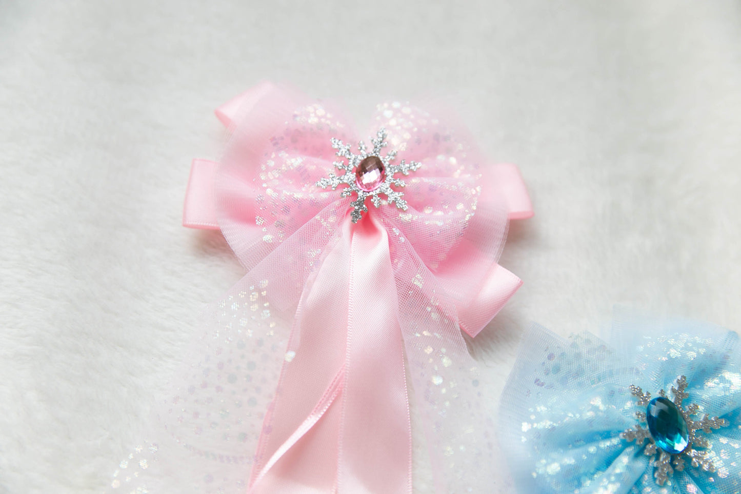 Elsa Snowflake Extra large bow hair clip, frozen elsa bow, pink clip, elsa hair bow, princess hair clip, toddler gift, baby bow clip, gift