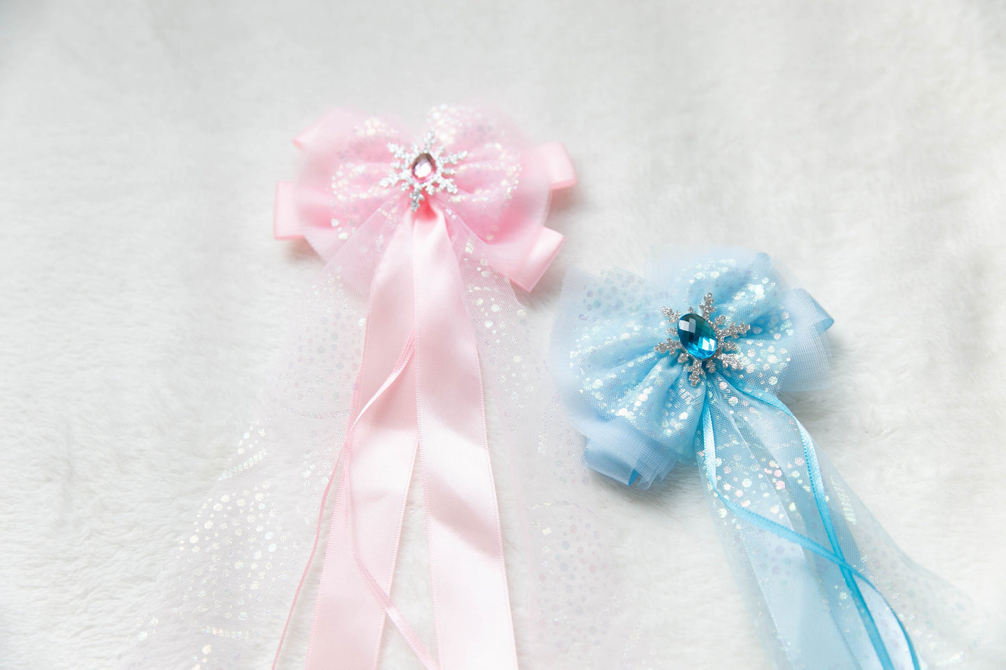 Elsa Snowflake Extra large bow hair clip, frozen elsa bow, pink clip, elsa hair bow, princess hair clip, toddler gift, baby bow clip, gift