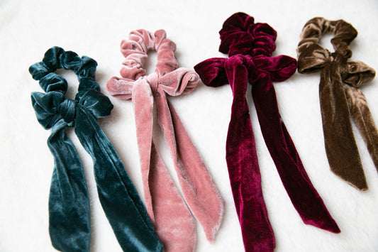 Velvet Bow Scrunchies, vintage style Scrunchie With Long Tails, Hair scrunchie scarf, Wedding Part, elastic Hair ties, Hair accessories