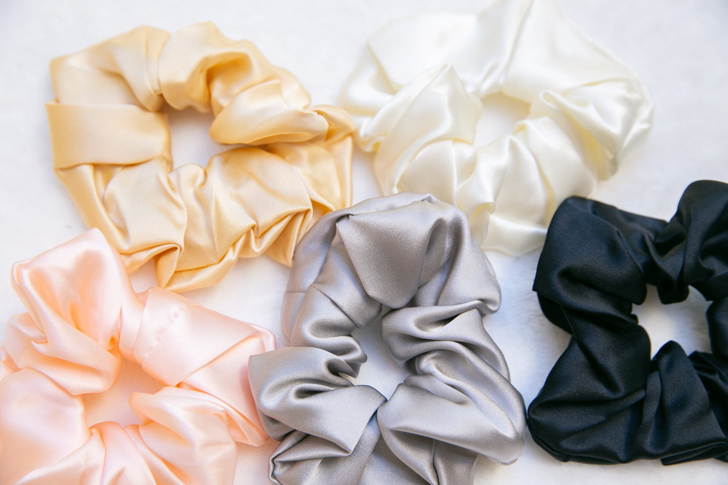 100% Pure Mulberry Silk Scrunchies, Hair Tie Oversized silk Scrunchies, soft extra large minimal scrunchies, silk Hair Ties, luxe scrunchies