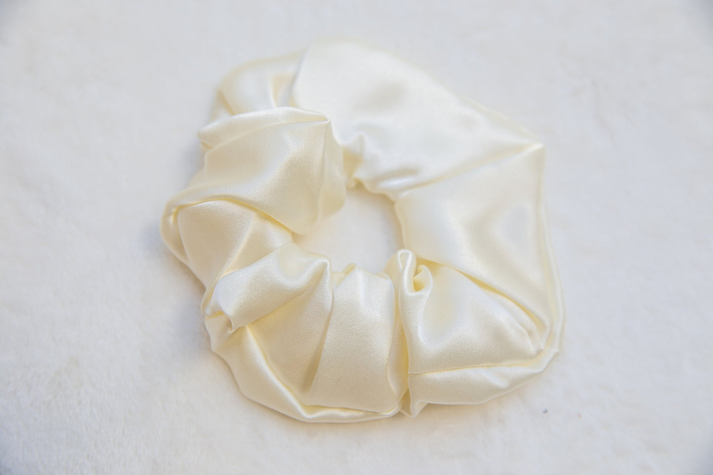 100% Pure Mulberry Silk Scrunchies, Hair Tie Oversized silk Scrunchies, soft extra large minimal scrunchies, silk Hair Ties, luxe scrunchies