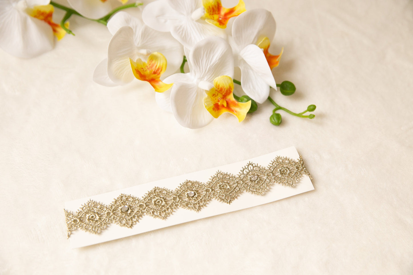 Golden flower lace baby headband, wedding flower girl headband, toddler flower crown, baby shower gift colors lace love 6 months - 2 year