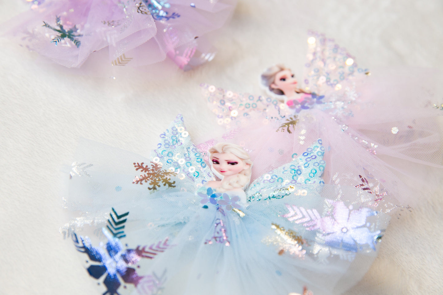 FROZEN Snowflake hair clip, elsa hair clip, blue pink purple frozen elsa bow hair clip, glitter  Frozen party birthday party bag gift