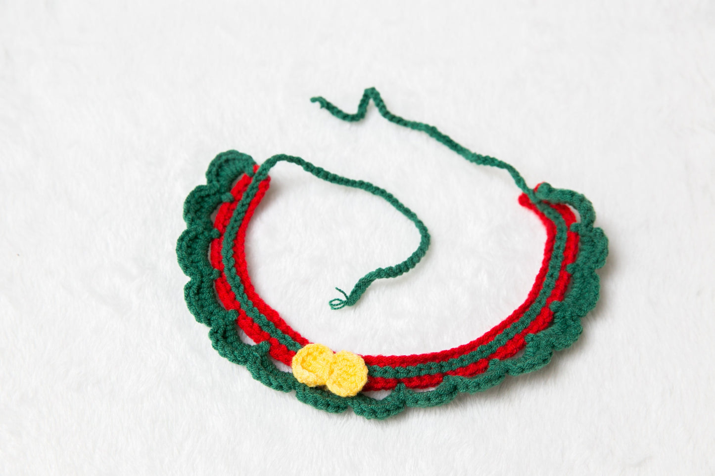 Christmas cat collar, Adjustable red green yellow bow pet Crochet cat dog collar, dog Cat Accessories, cat decor cat ornament cat lover gift