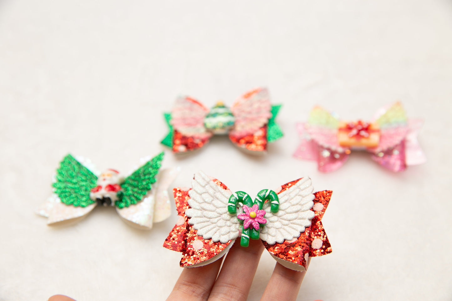 2024 Christmas bow hair clips for baby toddler girl kids, Christmas tree Santa Candy cane gift glitter red green bow hair party accessory