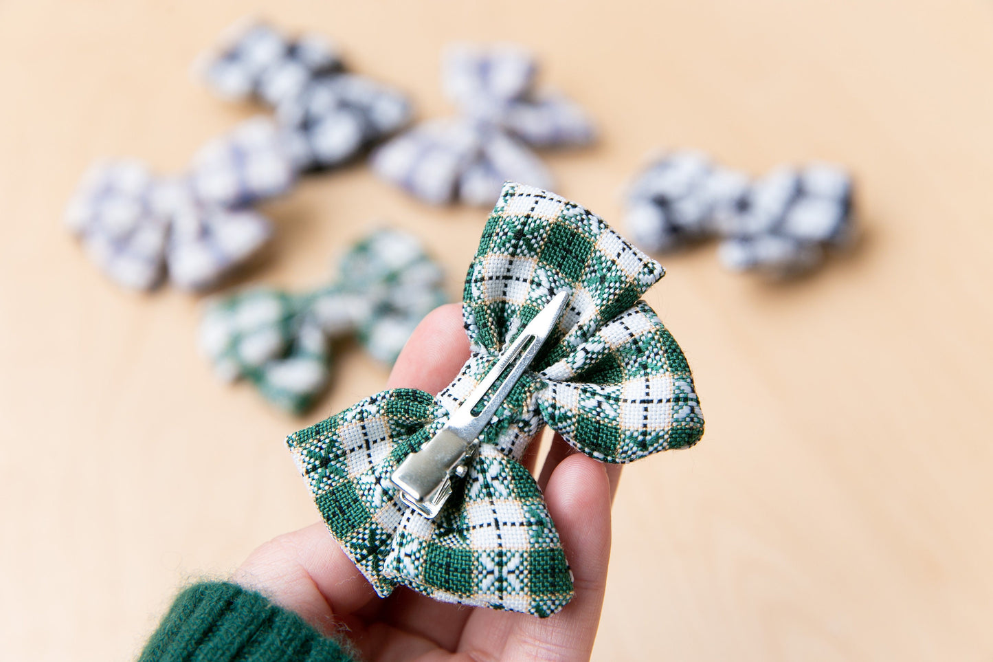 Australian Primary School Girls hair clip, handmade high quality hair bow aligator clip blue green black accessory Uniform Plaid Hair Clip