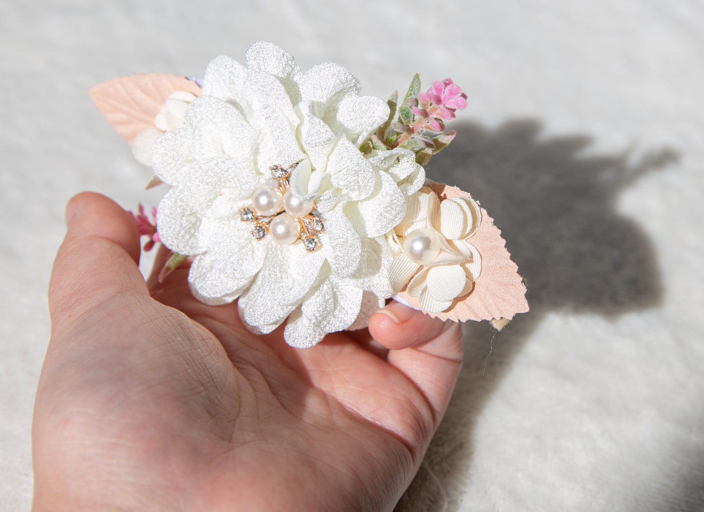 White beige Delicate baby Toddlers Headband, Adorned with Rhinestone Pearls and Beautiful Red Flowers Perfect for Photoshoot Props Gifts