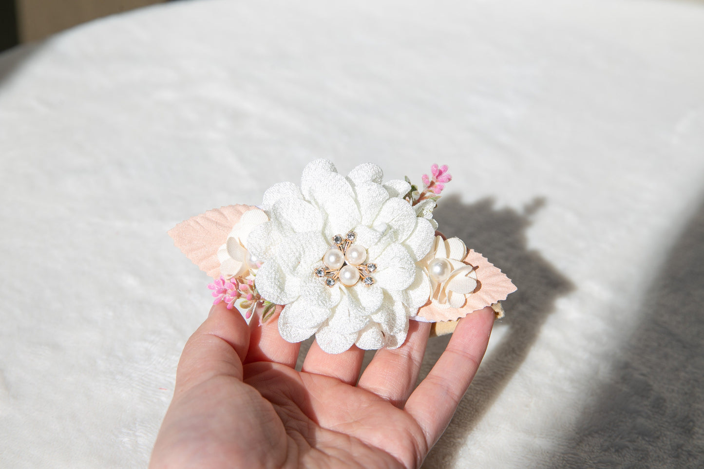 White beige Delicate baby Toddlers Headband, Adorned with Rhinestone Pearls and Beautiful Red Flowers Perfect for Photoshoot Props Gifts