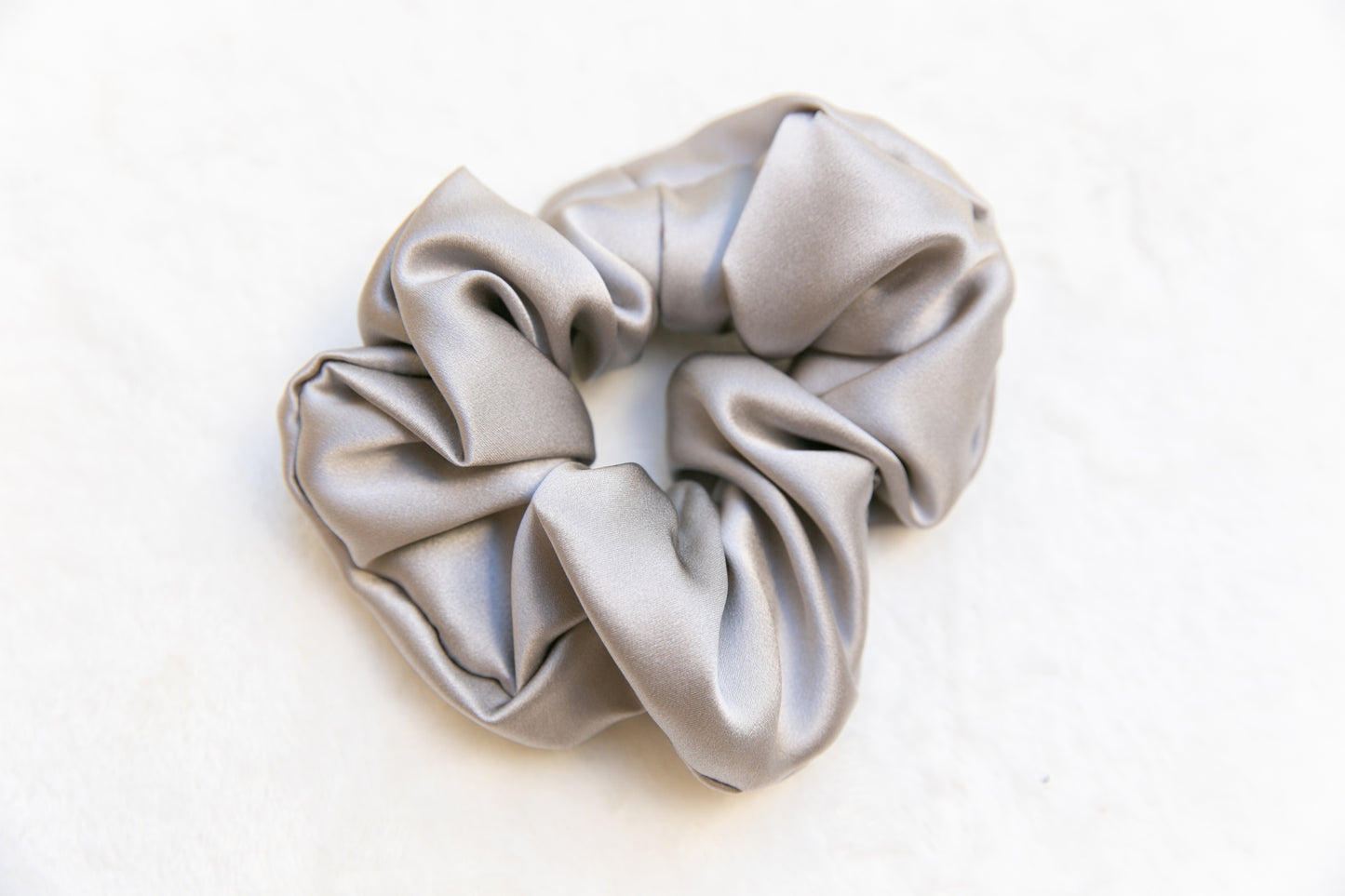 Large 100% Pure Mulberry Silk Scrunchies