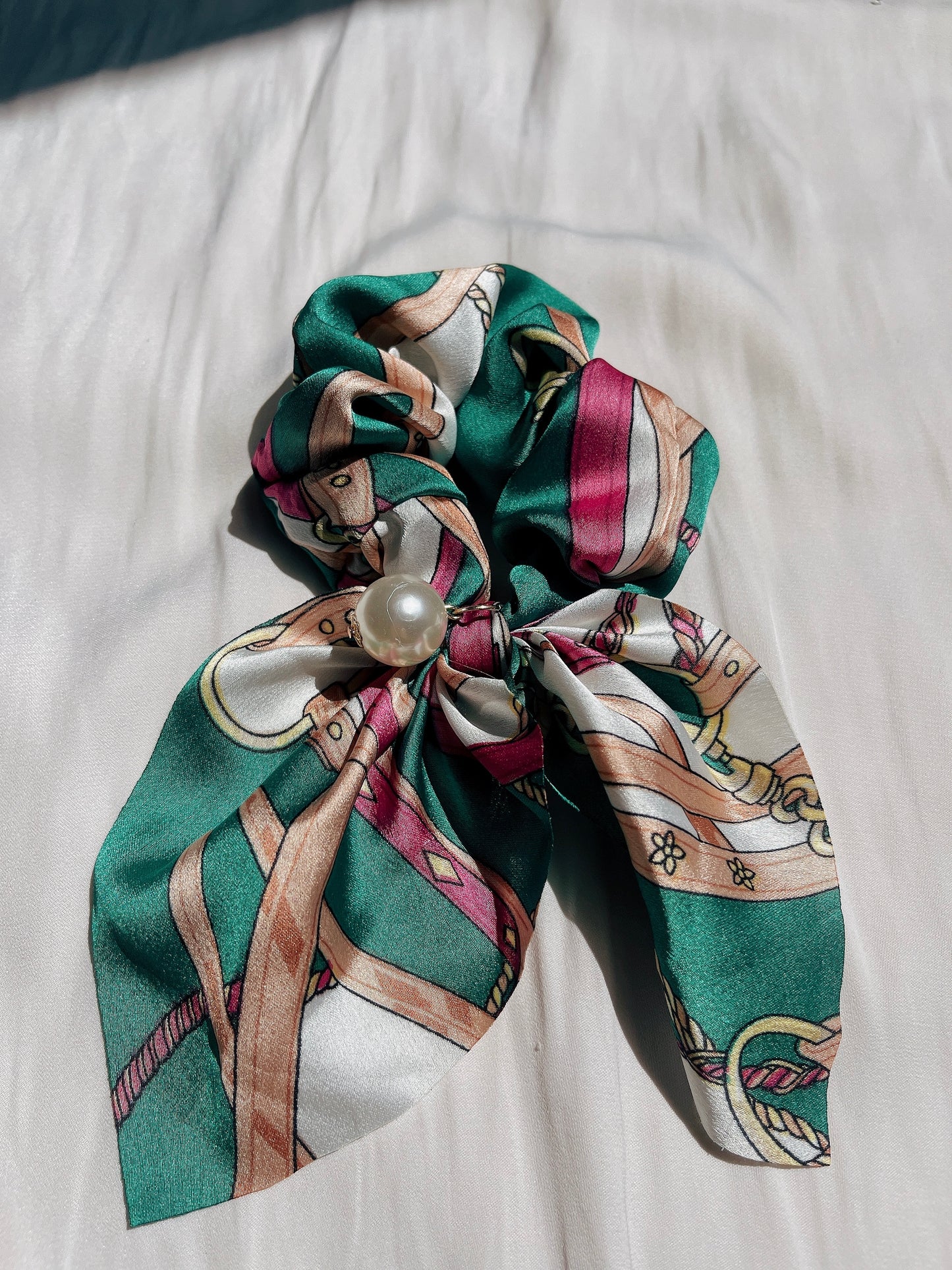 Scrunchie Hair Tie Chain pattern - 6 colors